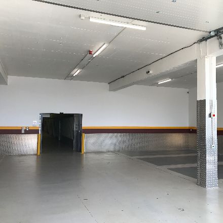 Industrial Unit in Brighton - photo 2