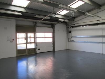 Industrial Unit in Gosport - photo 3