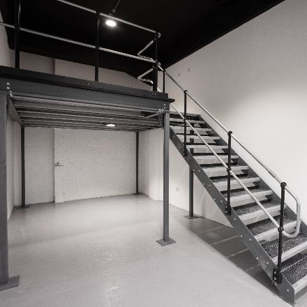 Storage in London - photo 3