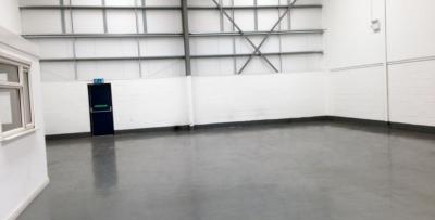 Industrial Unit in Manchester - photo 3