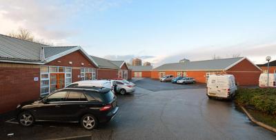 Industrial Unit in Manchester - photo 2