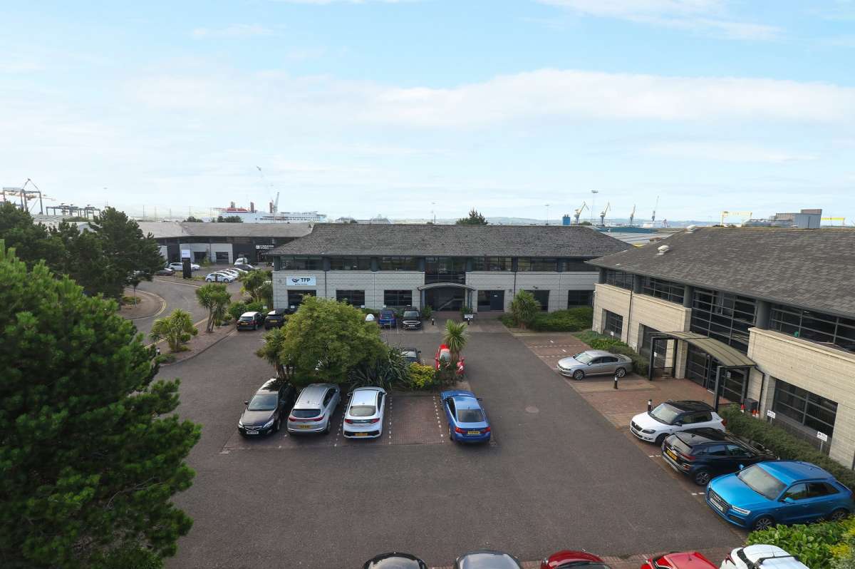 Investment in Belfast - photo 4