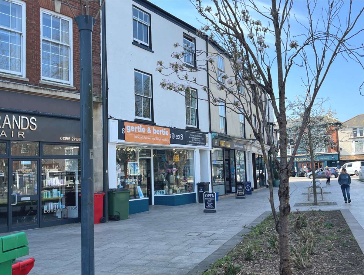 Investment in Exmouth - photo 2