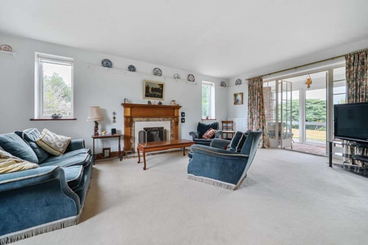 Investment in Pewsey - photo 2