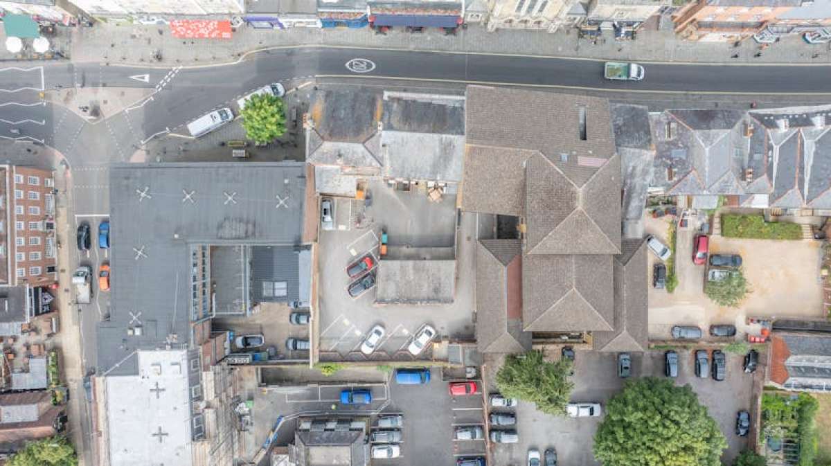 Investment in Winchester - photo 2