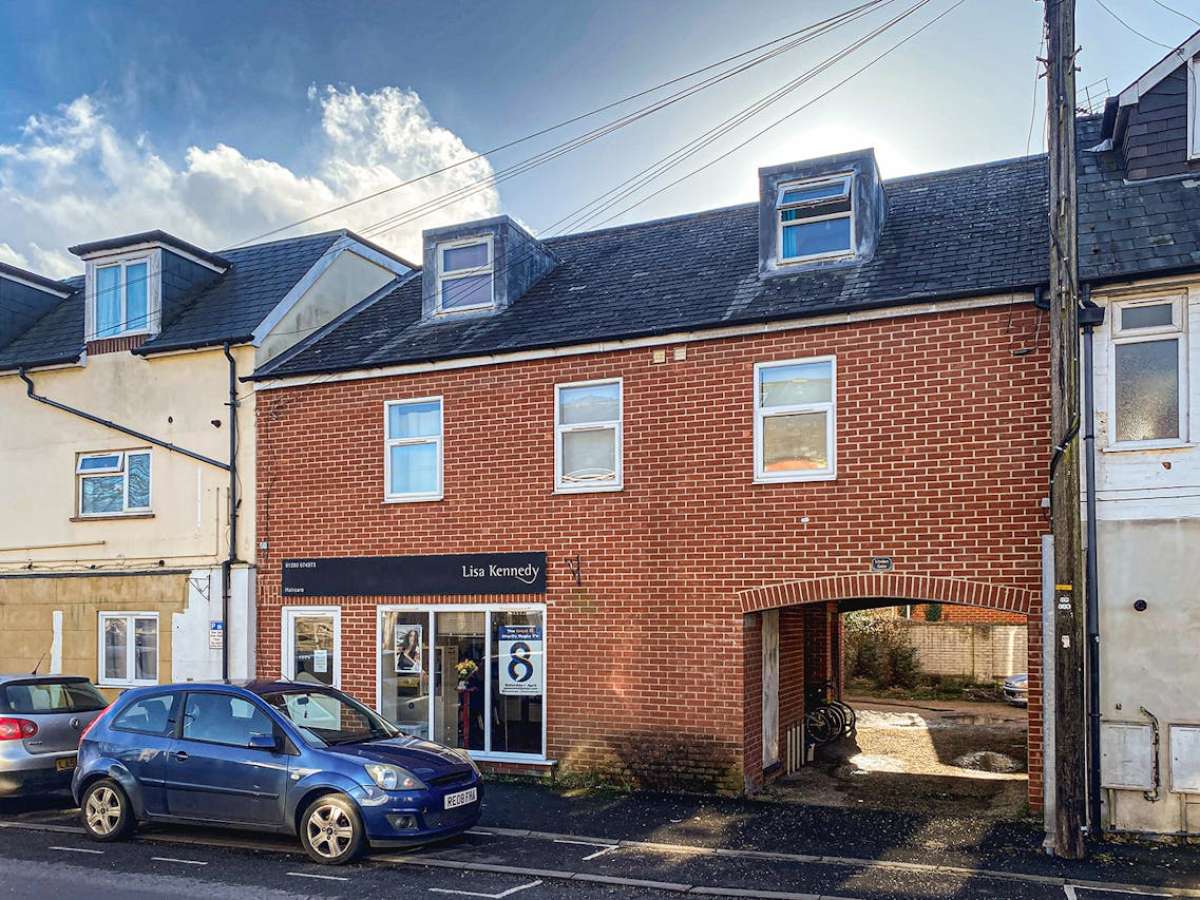 Investment in Lymington - photo 2