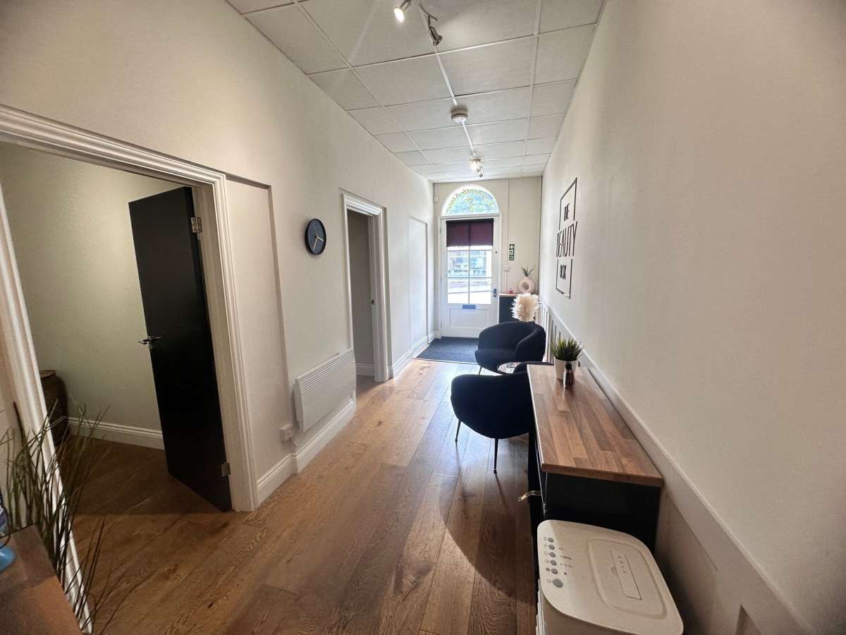 Investment in Warminster - photo 3