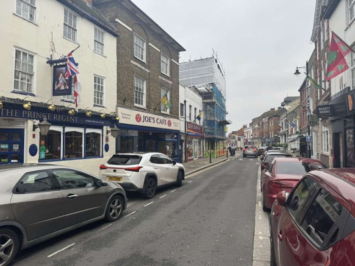 Investment in Chertsey - photo 2