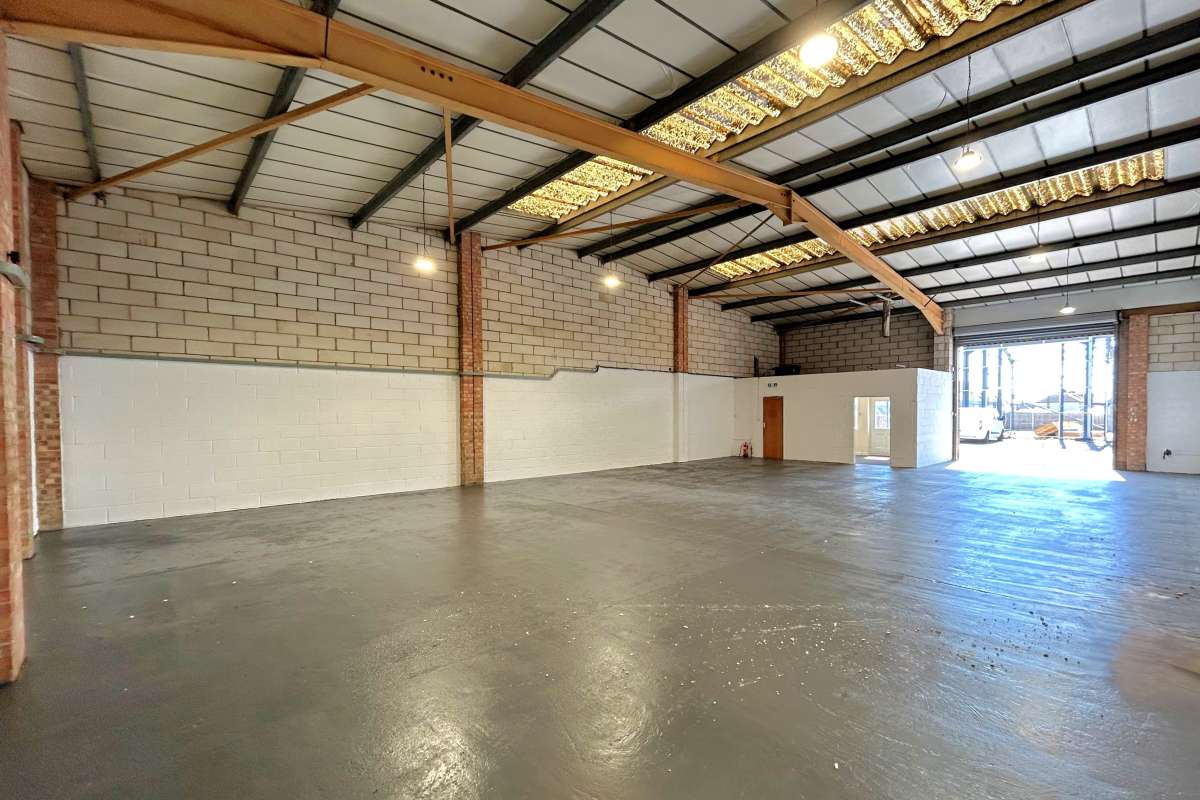 Investment in Springwood Industrial Estate - photo 3