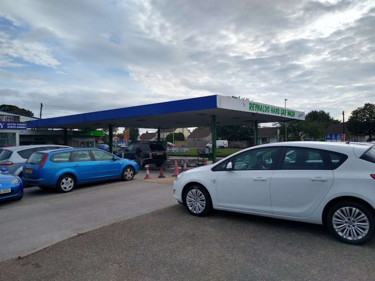 Investment in Gosport - photo 4