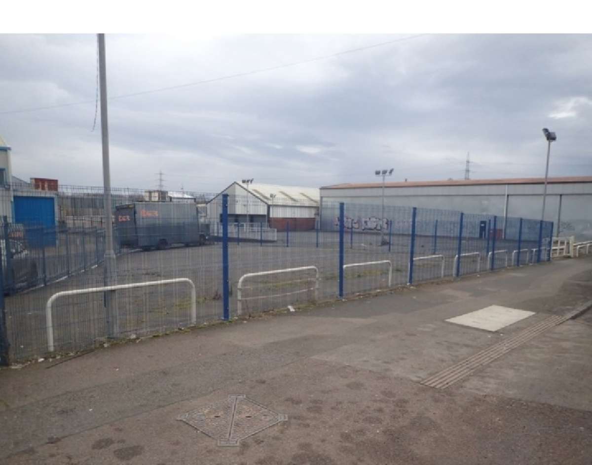 Land in Wednesbury - photo 2