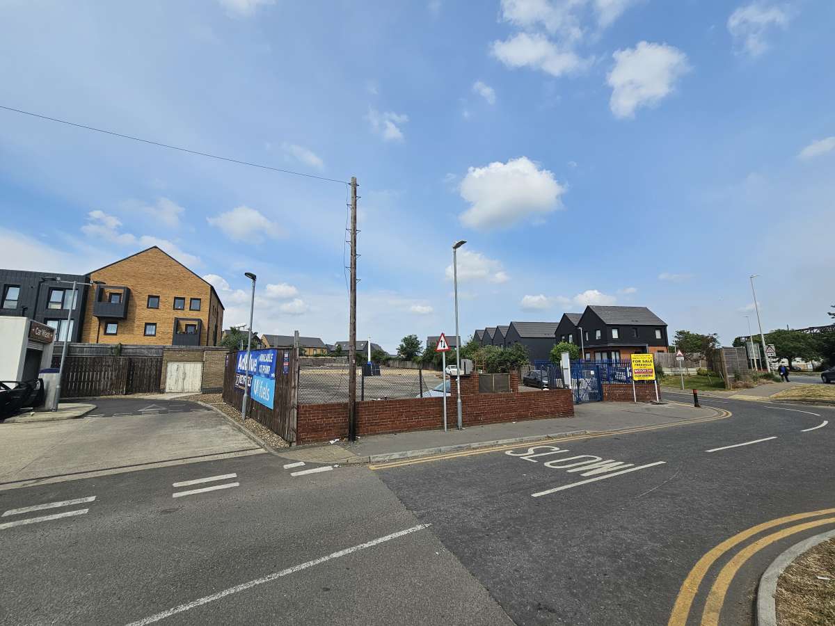 Land in Sittingbourne - photo 4