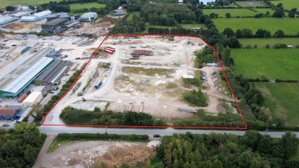 Land in Lound Retford