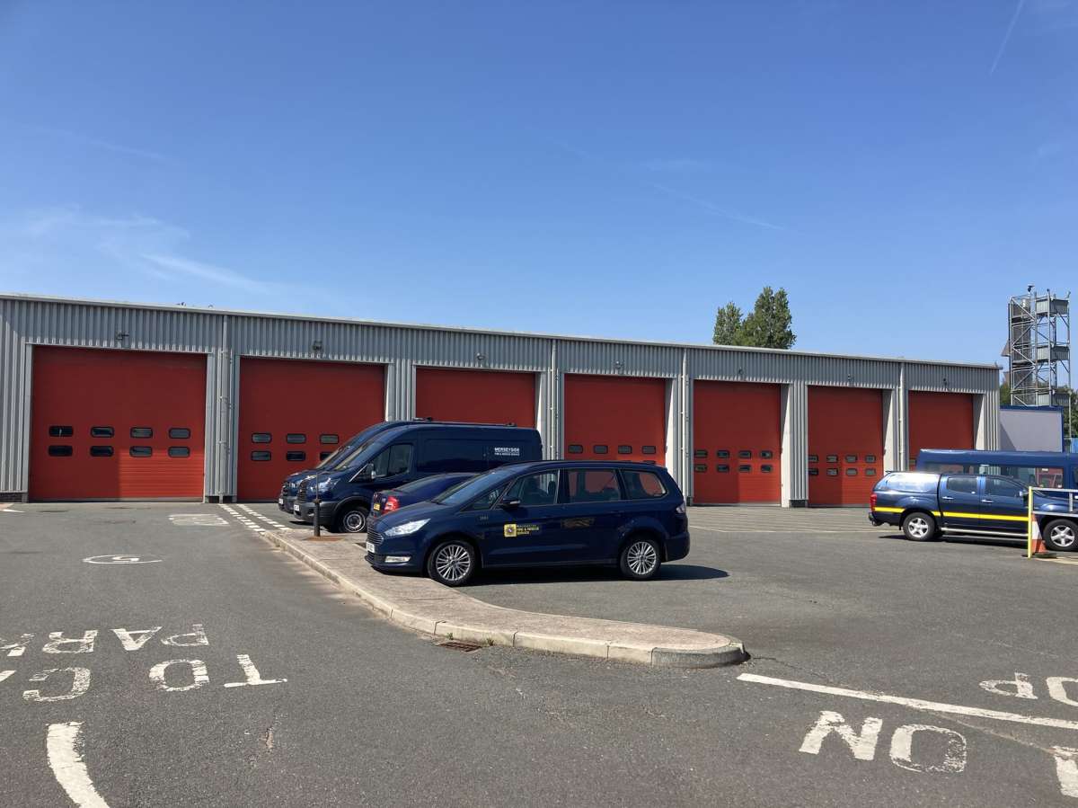 Land in Liverpool - photo 3