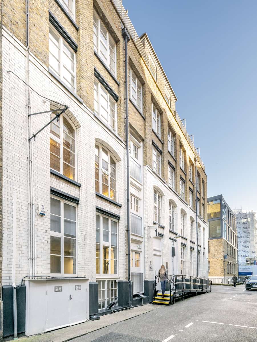 Office in London - photo 3