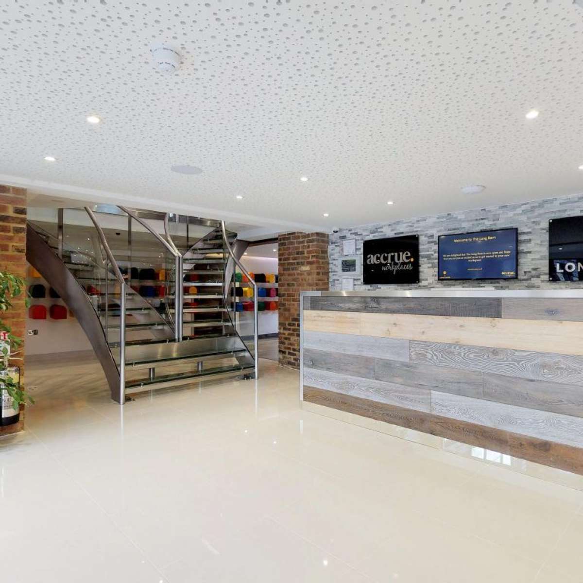 Office in Cobham - photo 4