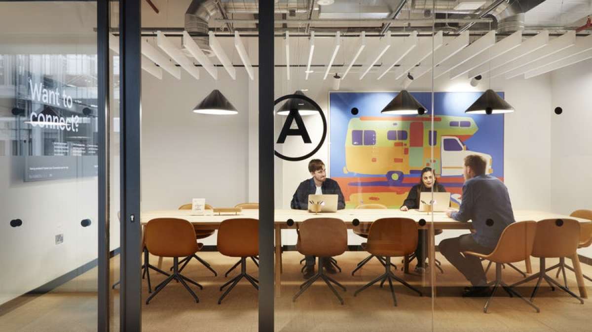 Office in London - photo 4