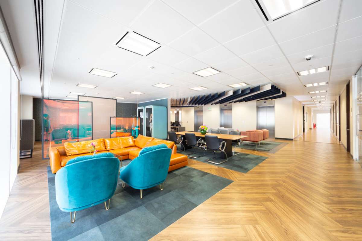 Office in London - photo 3