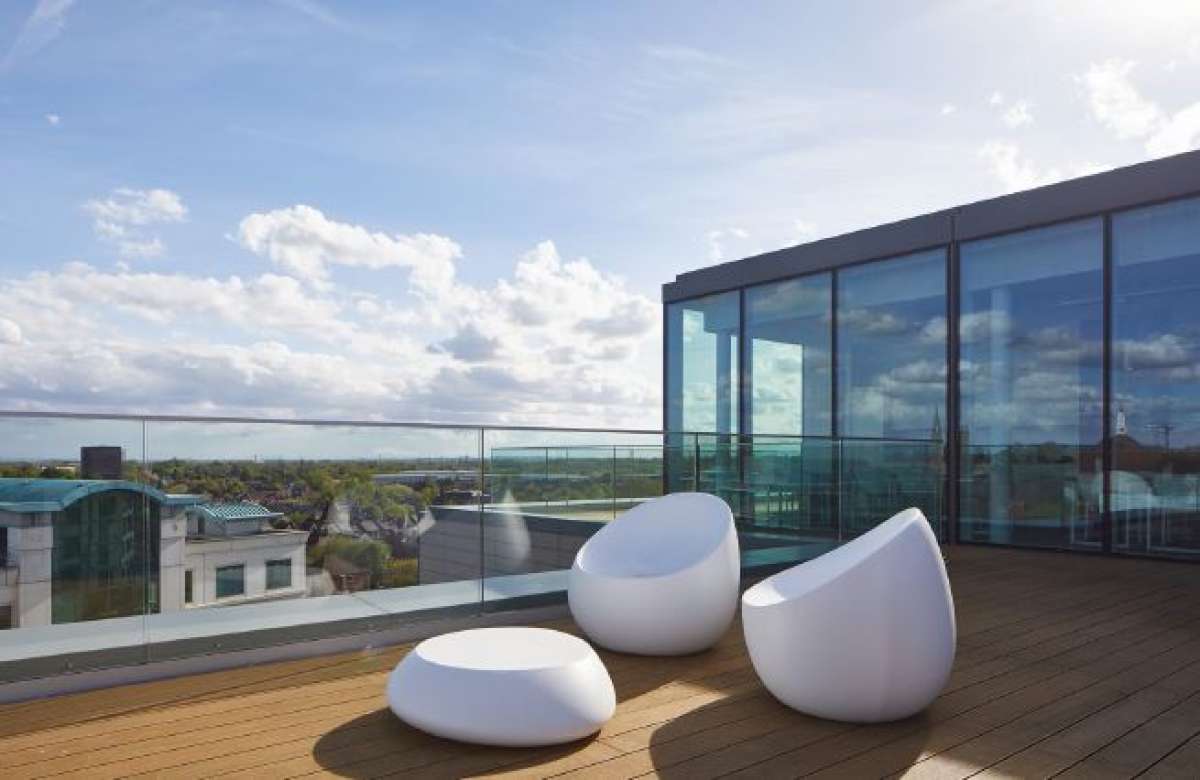 Office in Uxbridge - photo 4