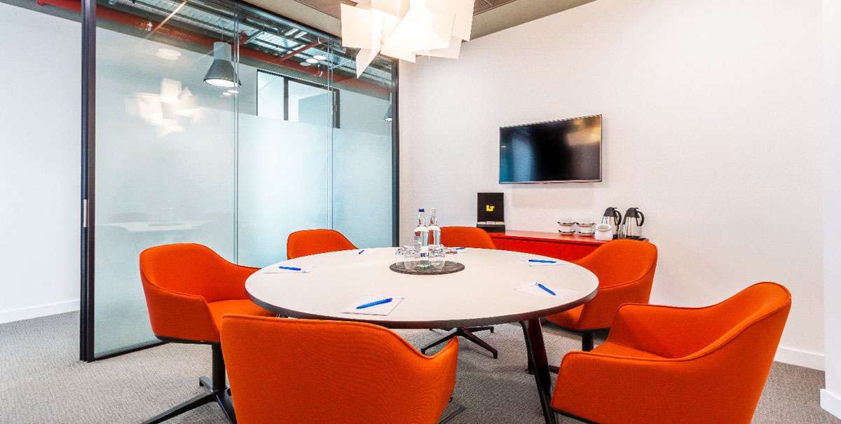 Office in London - photo 2