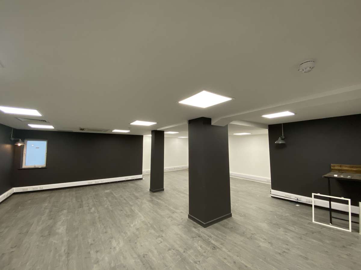 Office in London - photo 4