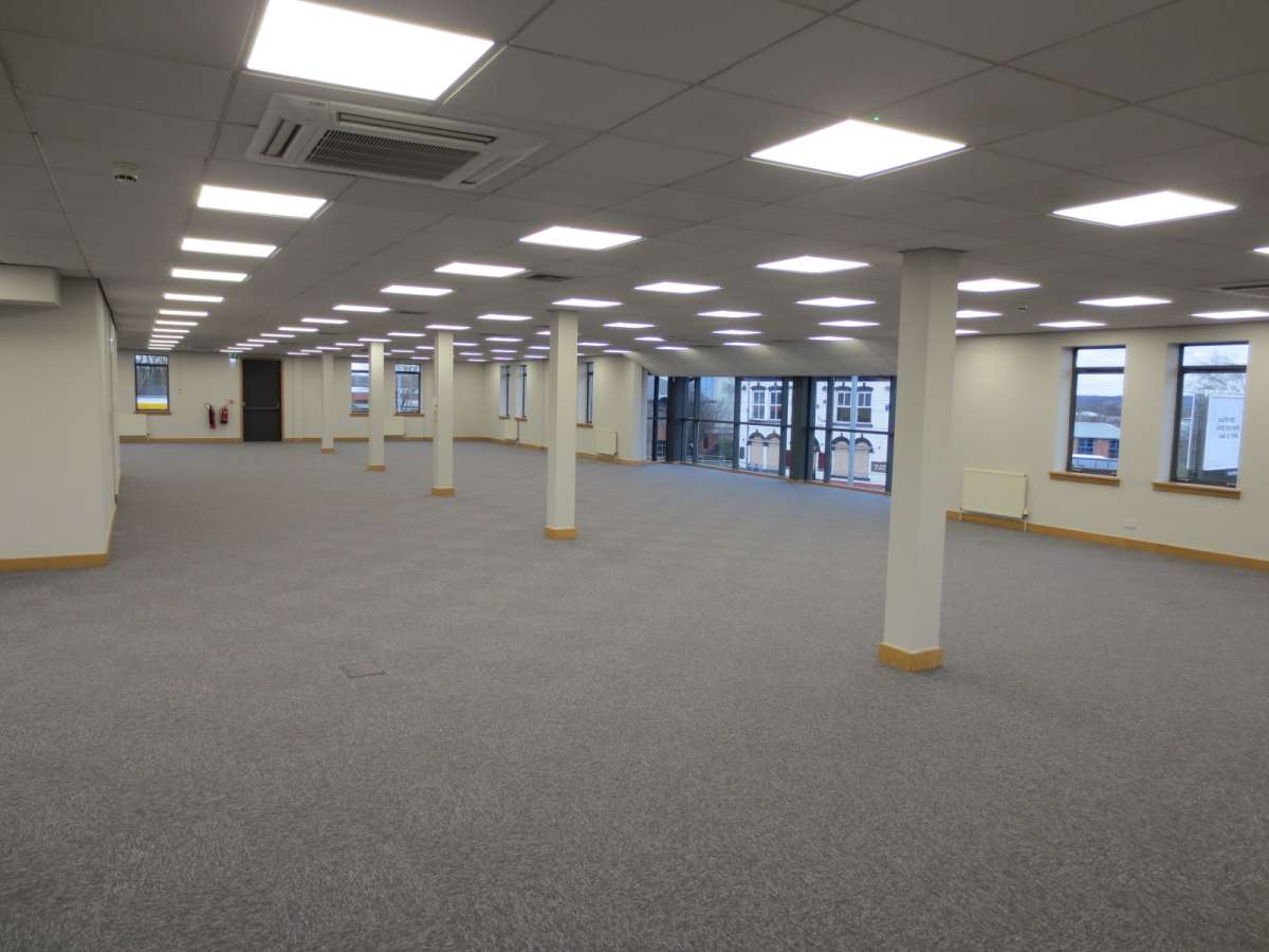 Office in Leeds - photo 2