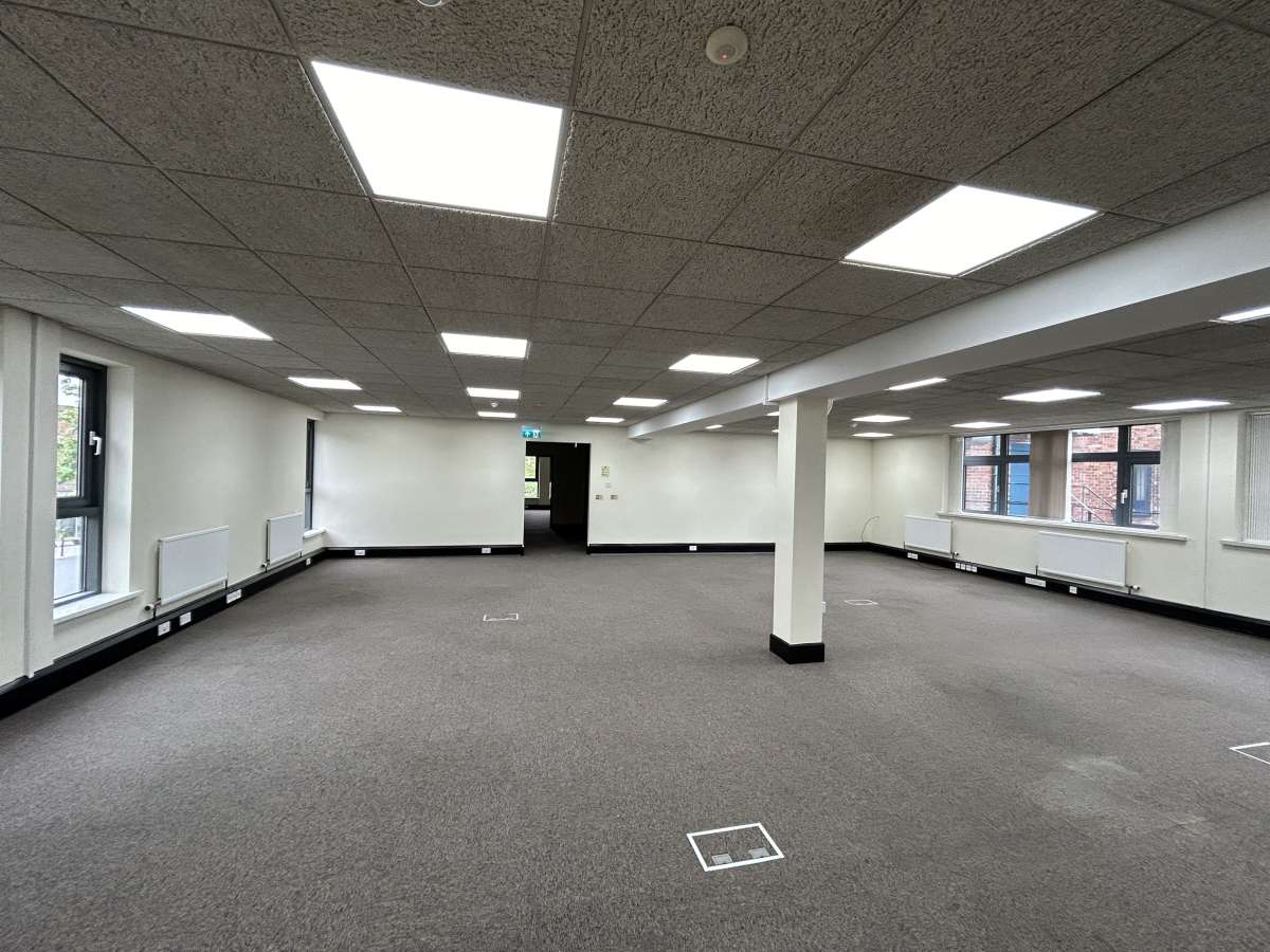 Office in Wakefield - photo 2