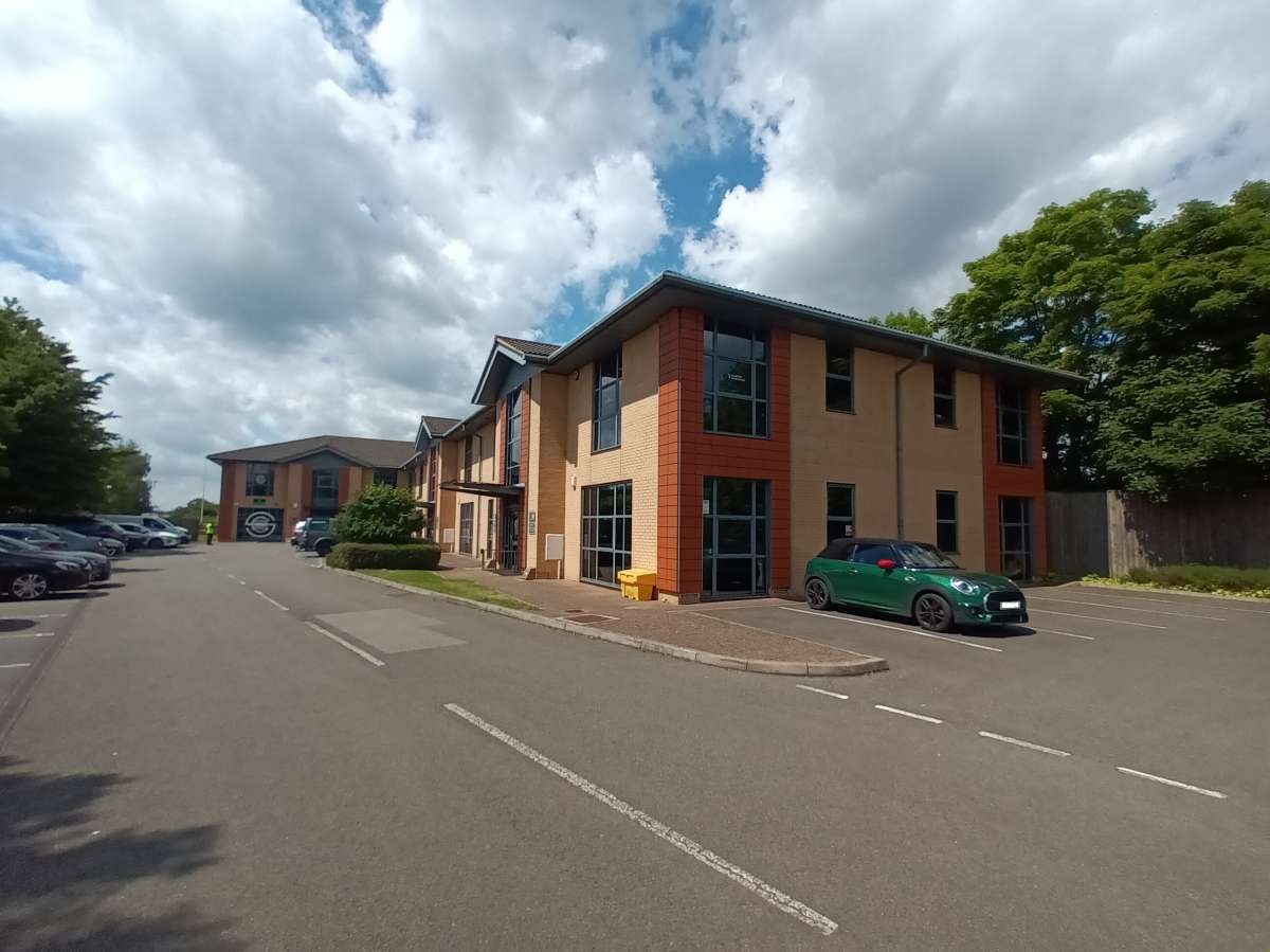 Office in Milton Keynes - photo 3