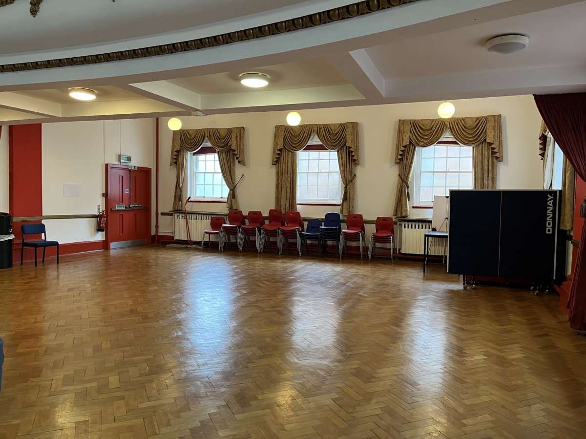 Office in Swansea - photo 3