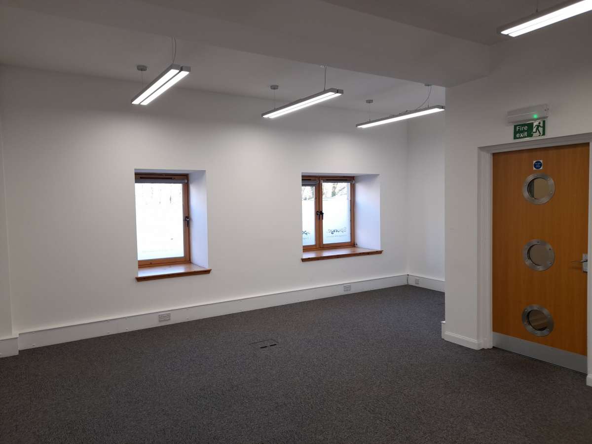 Office in Edinburgh - photo 4