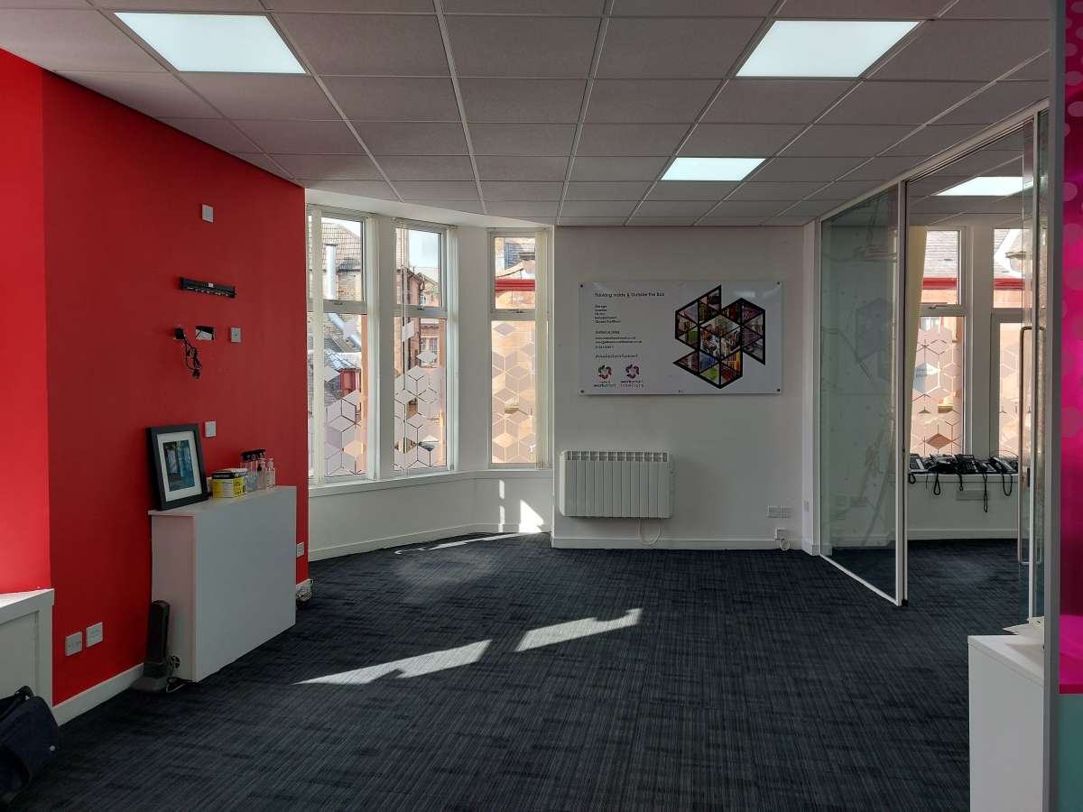 Office in Kilmarnock - photo 3