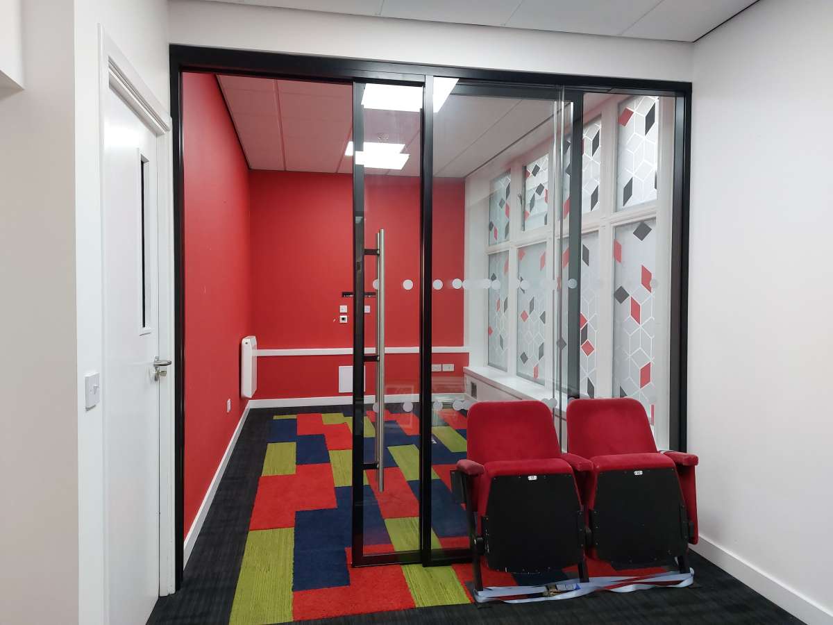 Office in Kilmarnock - photo 4