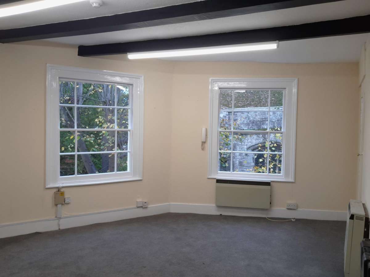 Office in Ashford - photo 3