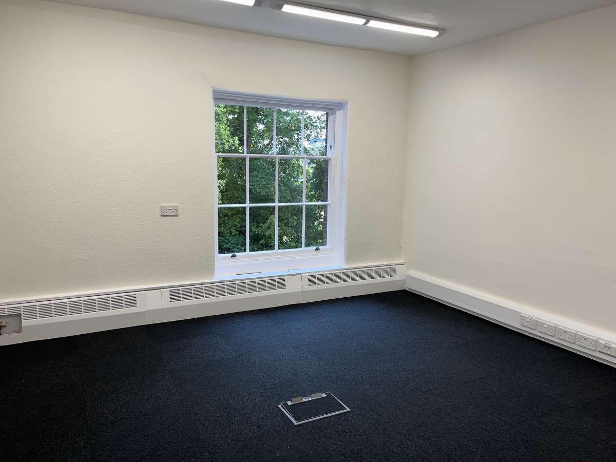 Office in Exeter - photo 3