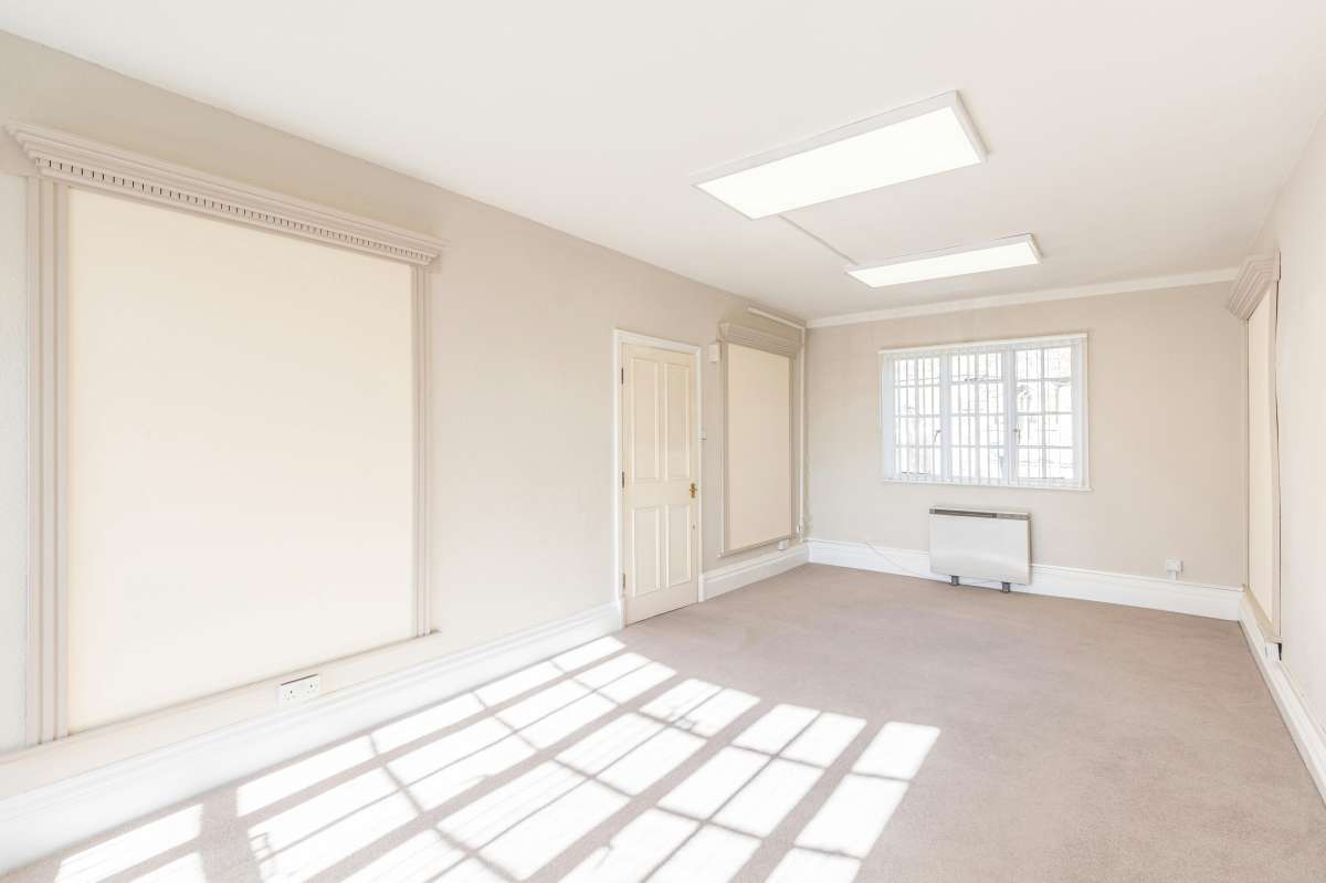 Office in Tenterden - photo 2