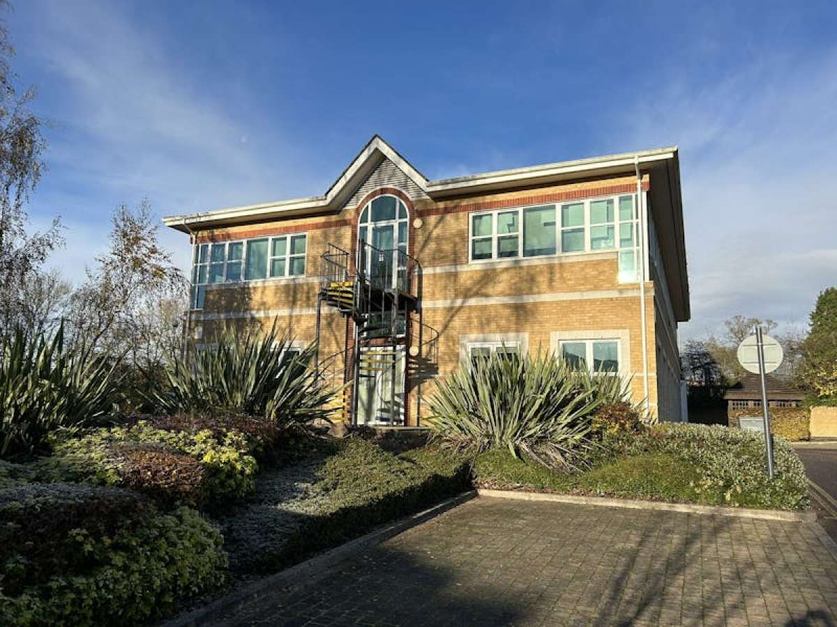 Office in Reading - photo 3