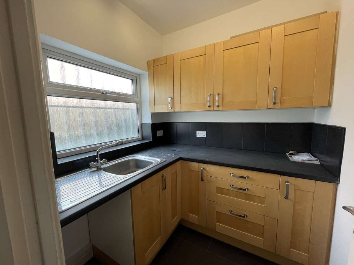 Office in Derby - photo 2