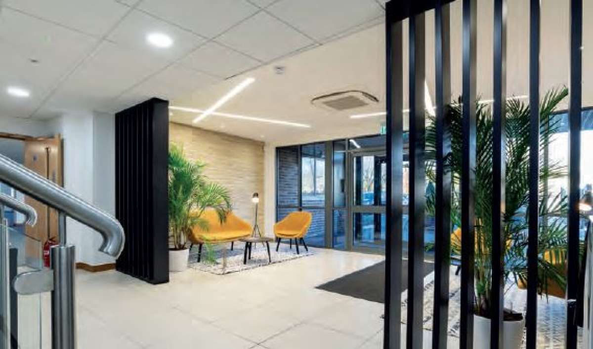 Office in Totton - photo 2