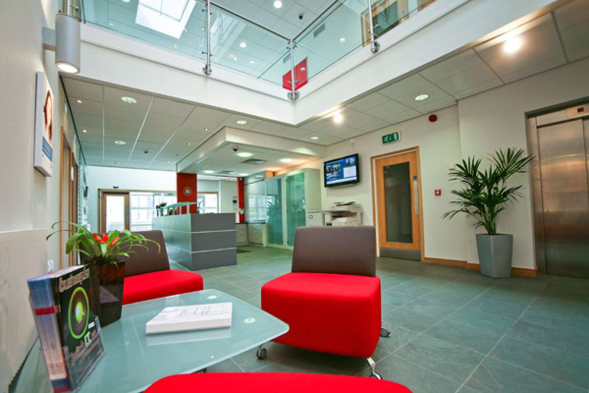 Office in Bradford - photo 3