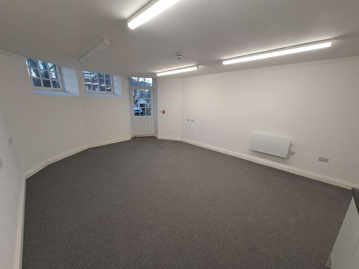 Office in Plymouth - photo 4