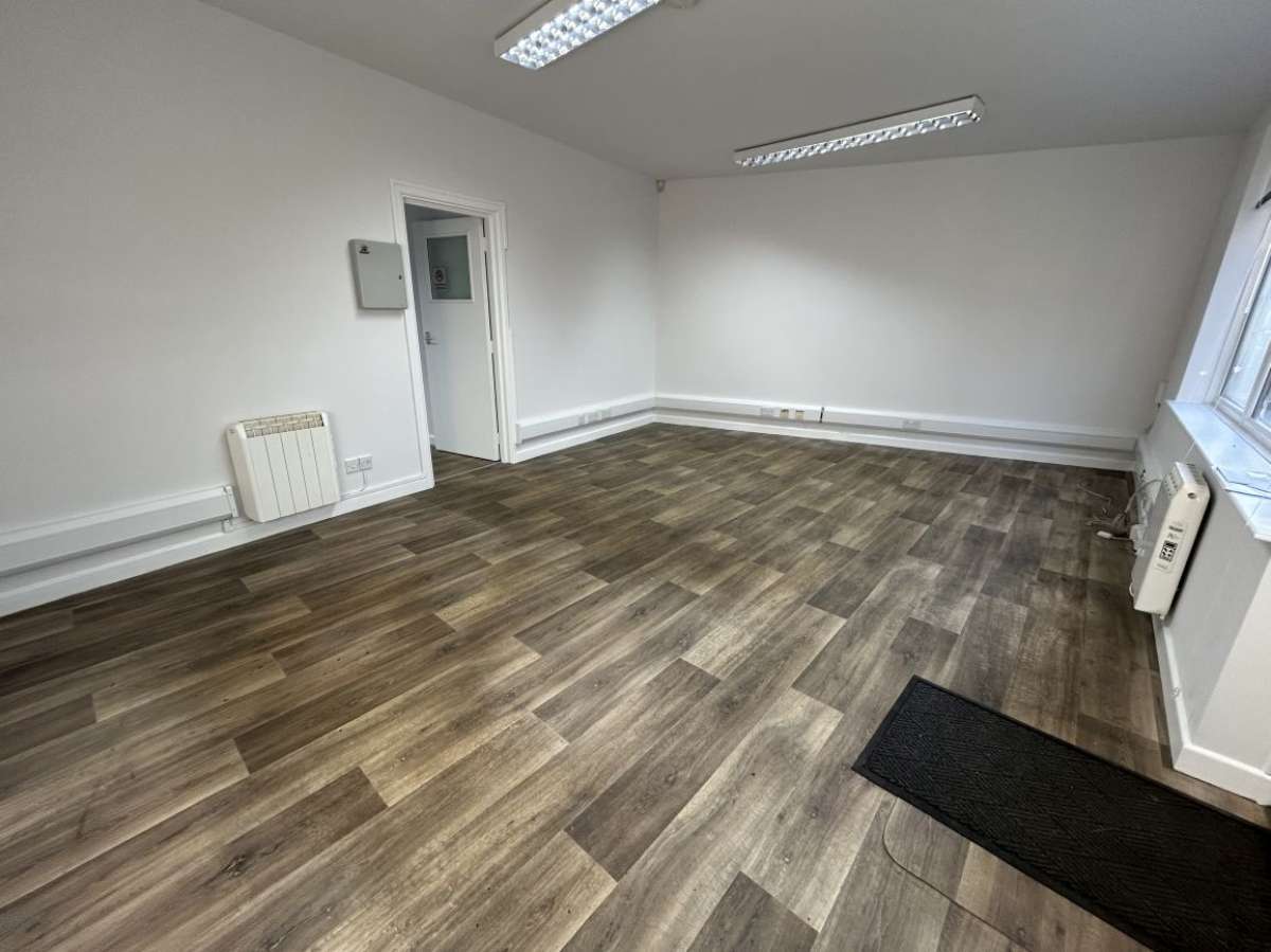 Office in Plymouth - photo 3