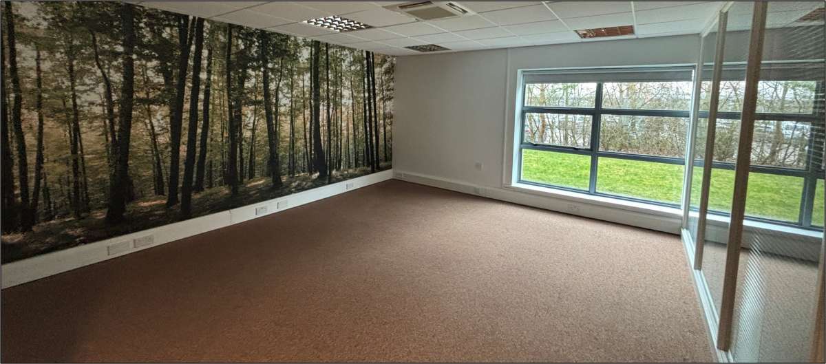 Office in Nottingham - photo 3