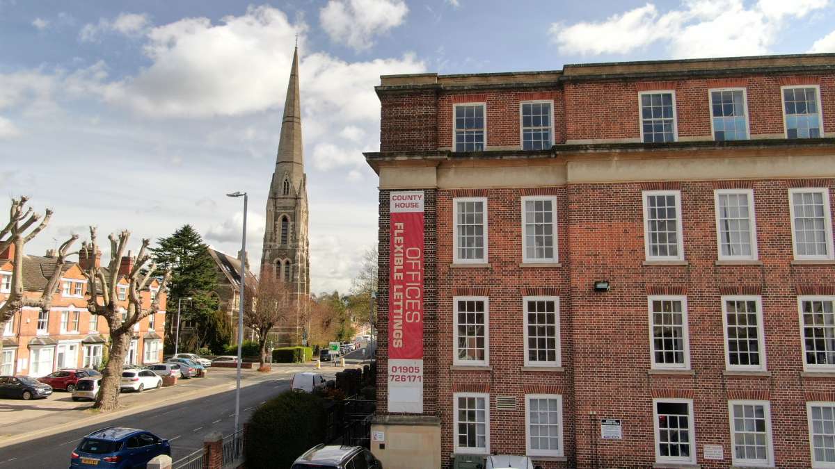 Office in Worcester - photo 2