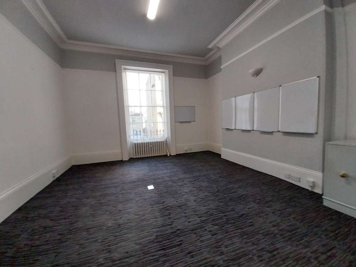 Office in Halifax - photo 3