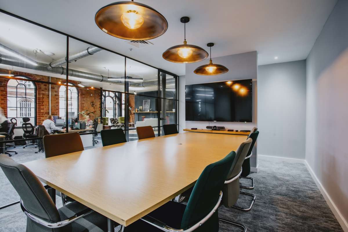 Office in Nottingham - photo 3