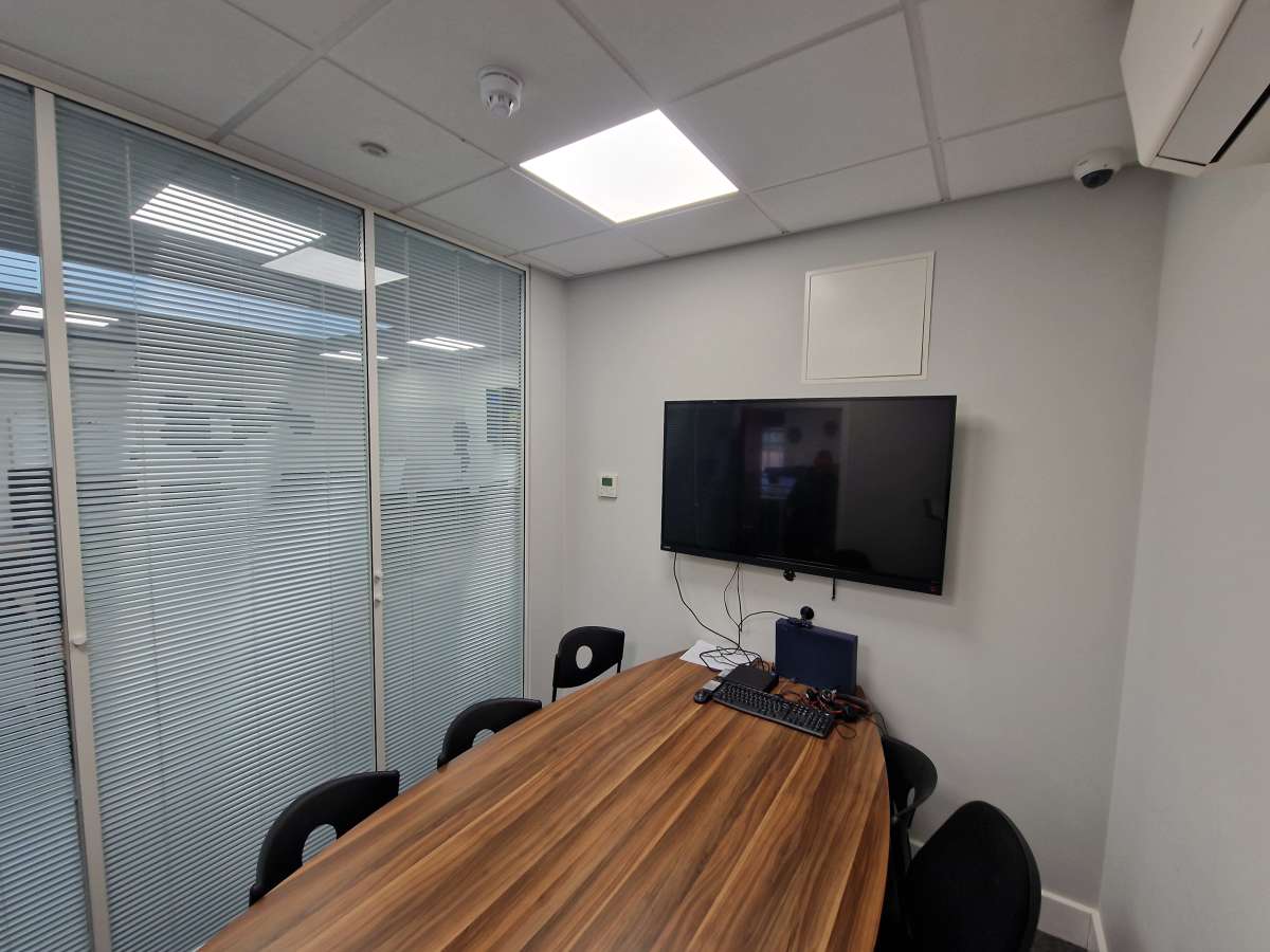 Office in Ashbourne - photo 3