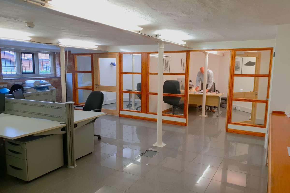 Office in Belfast - photo 4