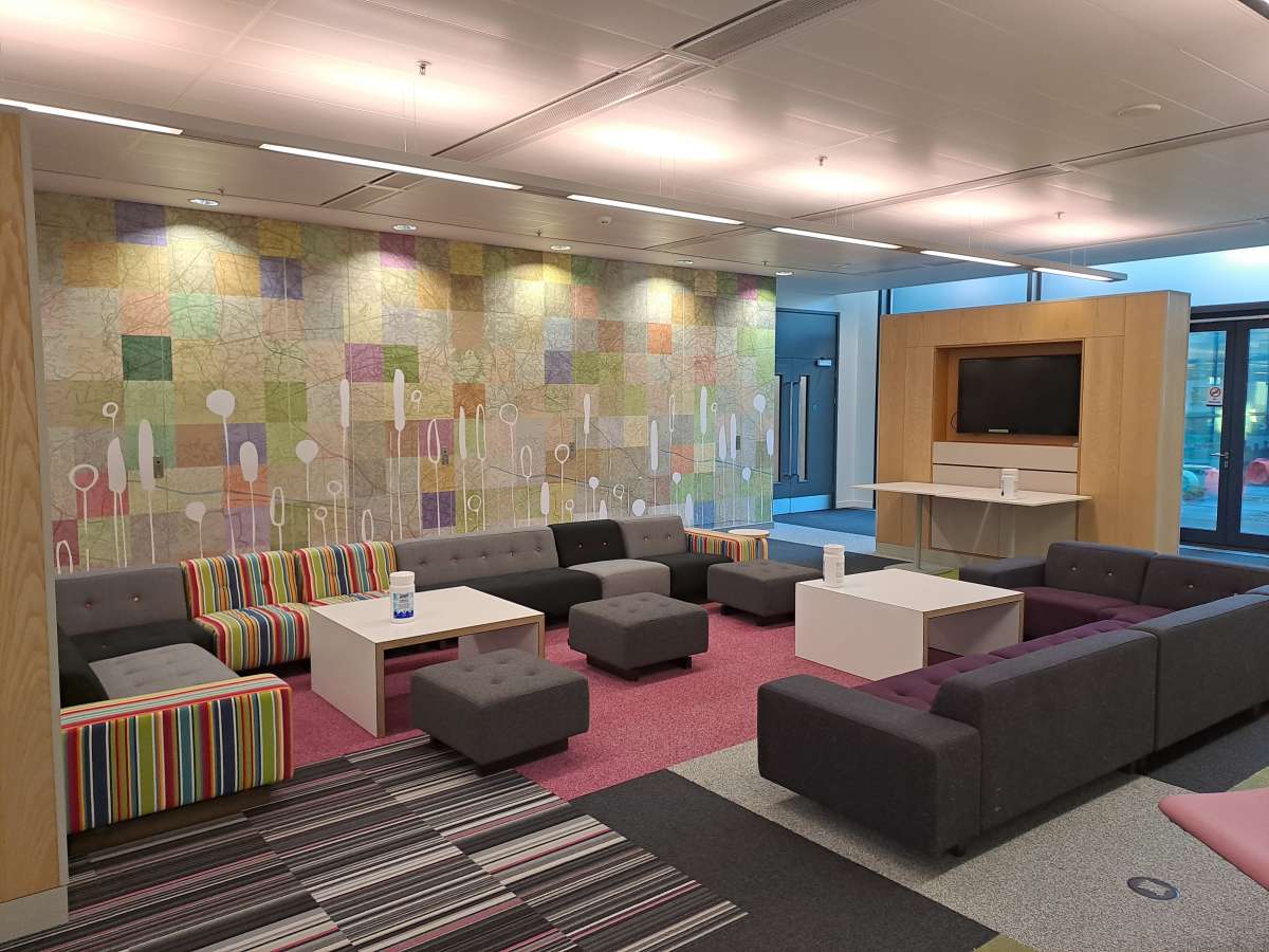 Office in Salford - photo 4