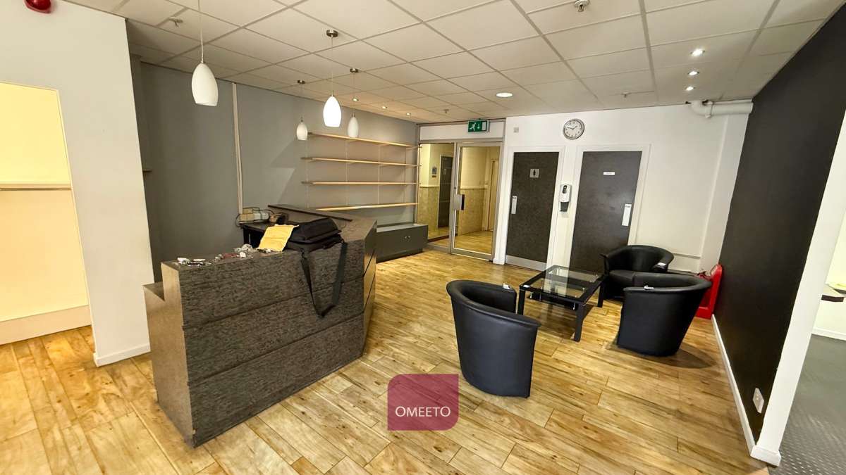 Retail/Shop in Derby - photo 4