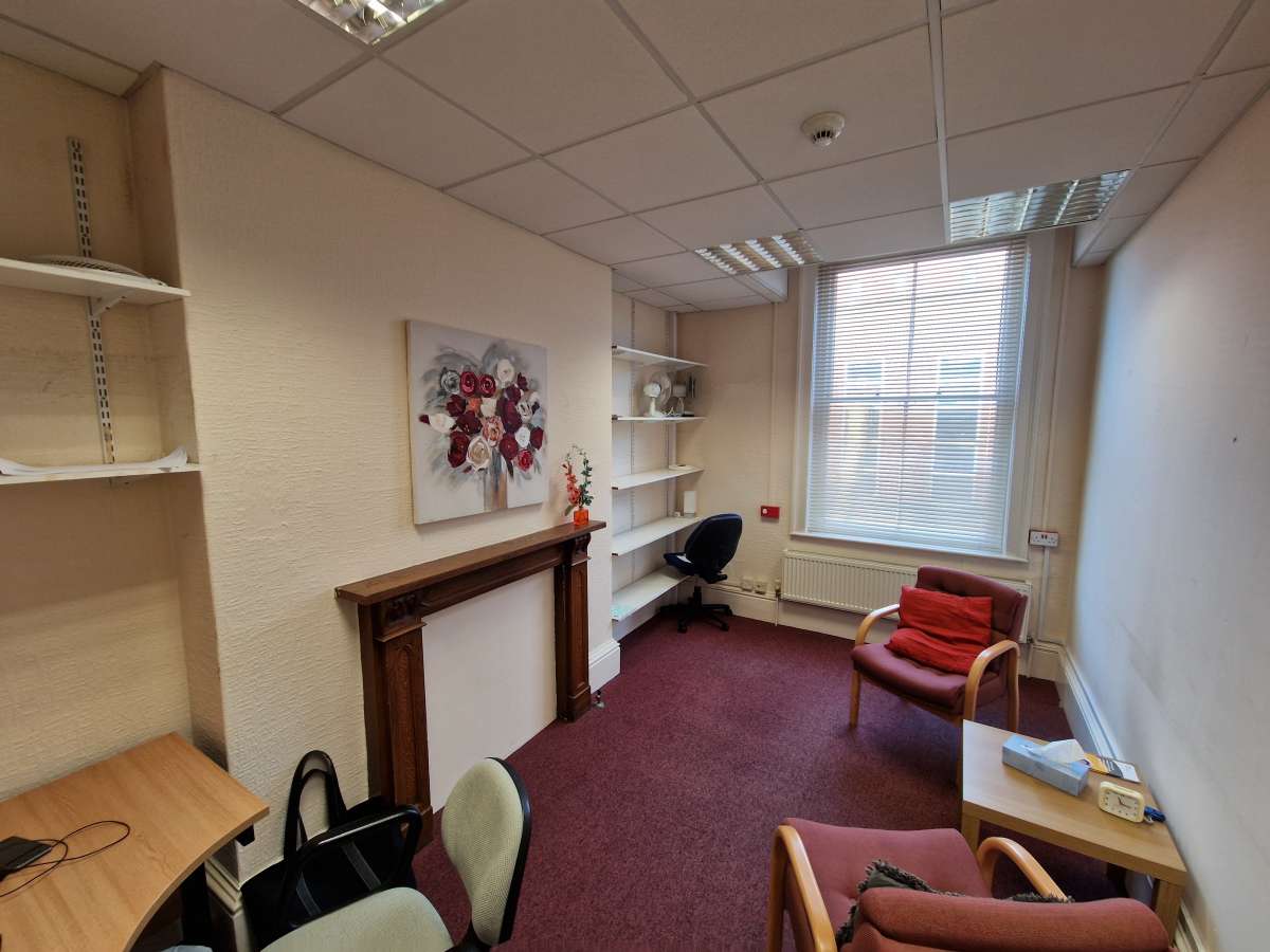 Office in Derby - photo 3